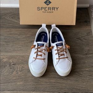 ⛔️SOLD⛔️Sperry crest vibe platform leather sneaker